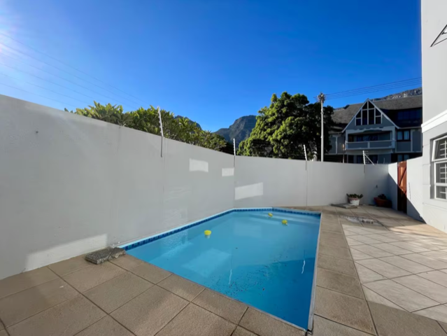 To Let 1 Bedroom Property for Rent in Oranjezicht Western Cape